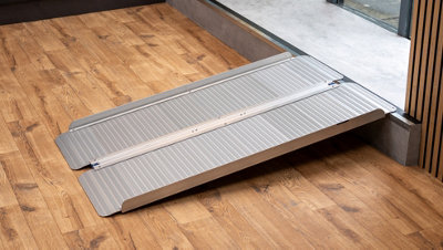The Ramp People Wheelchair Ramp 2ft - 8ft (6ft) Folding Aluminium Ramp ...
