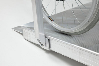 The Ramp People Wheelchair Ramp With Handrails 5ft/1.5m Ramp for ...