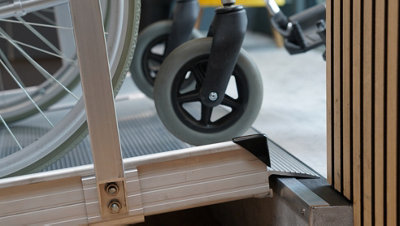 The Ramp People Wheelchair Ramp with handrails 8ft/2.4m Outdoor or ...