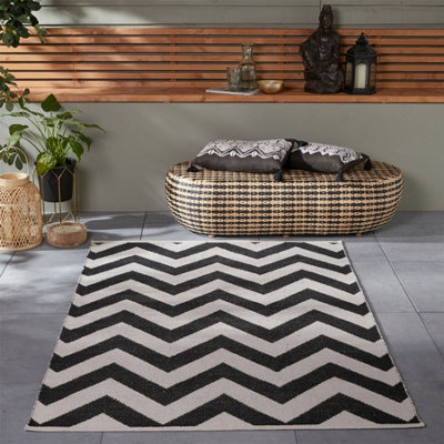 The Rug Seller Black Brittany Chevron Rug For Living Room Extra Large 200x290cm