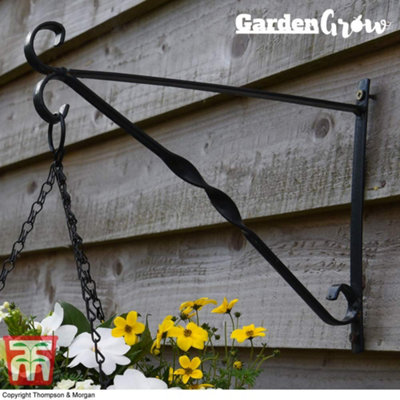 Thompson & Morgan Hanging Basket Wall Brackets in Black Metal with Fixings 25cm x 36cm (x4)