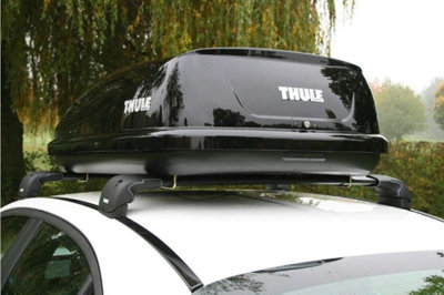 Thule Ocean 80 Roof Top Cargo Box 320 litre Gloss Black DIY at B Q