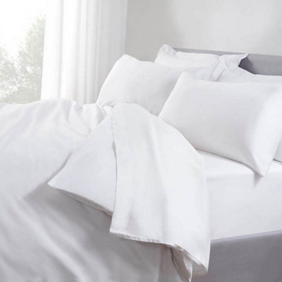 TLC 5 Star 240TC Fitted Sheet White