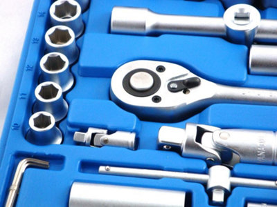 TOOLZONE 94PC 1/4 & 1/2"DR SOCKET SET CV