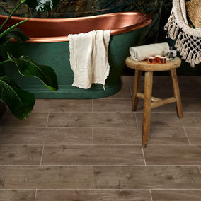 Top Ceramics Oak Porcelain Wood Effect Matt Floor & Wall Tile (L)60cm x (W)15cm Each box 0.90sqm