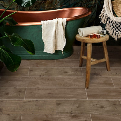Top Ceramics Oak Porcelain Wood Effect Matt Floor & Wall Tile - SAMPLE