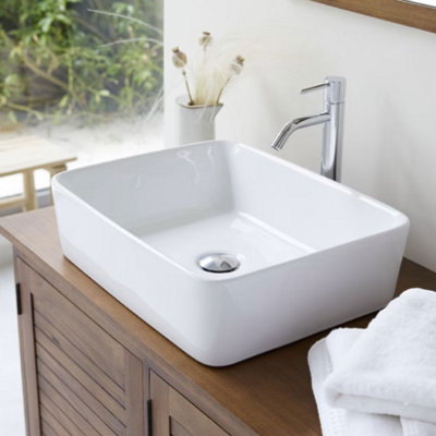 Top Ceramics White Curved Rectangular Counter Top Basin in High Gloss 485 x 380 x 130mm