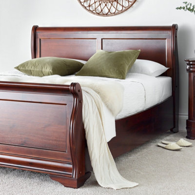 Mahogany sleigh bed deals queen