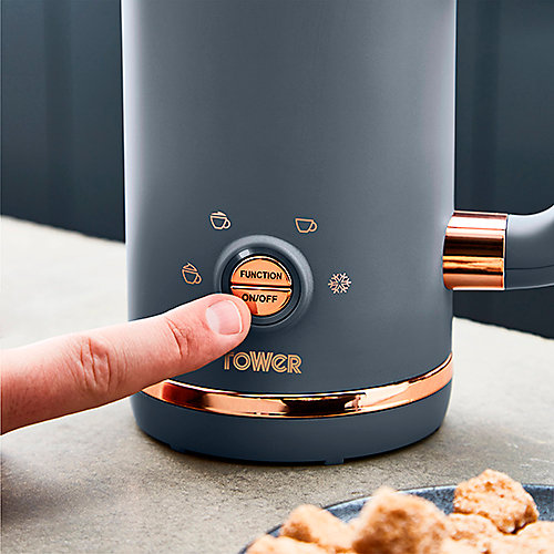 https://media.diy.com/is/image/KingfisherDigital/tower-cavaletto-500w-rose-gold-milk-frother~5056462312460_04c_MP?$MOB_PREV$&$width=618&$height=618