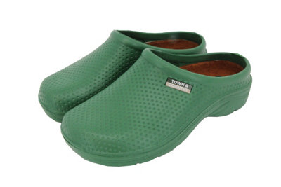 Town & Country Garden ,Clogs Outdoor/Indoor shoes.  Green. Size 10