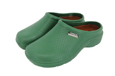 Town & Country Garden ,Clogs Outdoor/Indoor shoes.  Green. Size 11