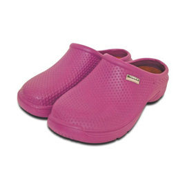 Town & Country Garden ,Clogs Outdoor/Indoor shoes.  Raspberry. Size 4