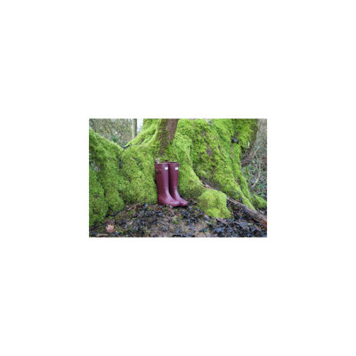 Town & Country Wellingtons / Wellies Aubergine size 5