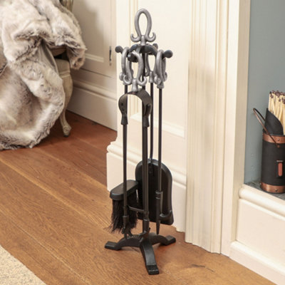 Traditional 5pc Fireside Freestanding Silver Companion Set
