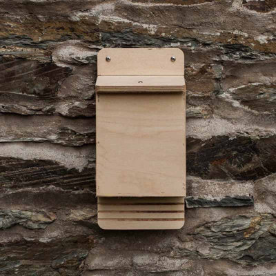 Traditional Bat Box - Plywood - L12 x W16 x H34 cm