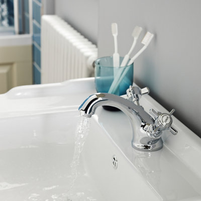 Traditional Crosshead Luxury Basin Tap & Pop Up Waste - Chrome