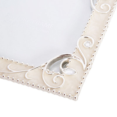 Traditional Ornate Pearl White Epoxy Picture Frame with Thin Wire Floral Decor