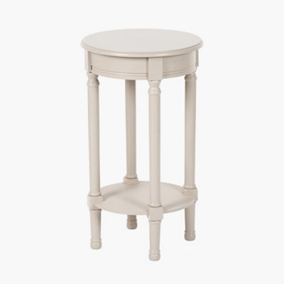 Traditional Round Wood Round Accent Table with Bottom Shelf