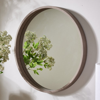 Traditional Style Natural Wood Round Wall Mounted Mirror