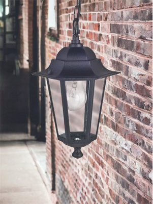 Traditional Style Outdoor Hanging Chain Light IP44 Rated E27 Lantern