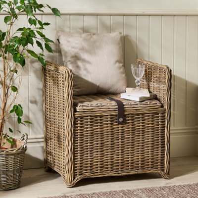 Traditional Style Woven Indoor Bench and Storage Trunk