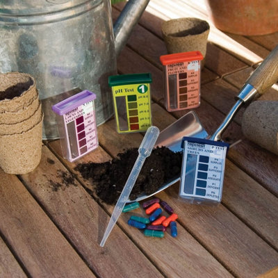 Treadstone Soil Test Kit pH Nitrogen Phosphorus & Potash - 32 tests