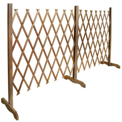 Trellis Solid Wood Expanding Double Garden Screen Brown | DIY at B&Q