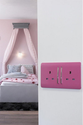 Trendi 2 Gang Artistic Modern Glossy 13 Amp Switched Tactile Plug ...