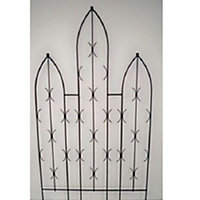 Triple Centre Point Gothic Screen - Decorative Garden Screen, Plant Support - Solid Steel - W91.4 x H180 cm - Black