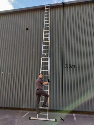 Triple Extension Ladder 3 x 11 Rung 7.0m Max Open Height 3.0m Closed