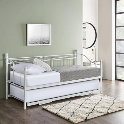 Trundle Bed Frame Available With Mattress White Day Bed With Pull Out Mattress