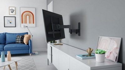 TVM 1445 Full-Motion TV Wall Mount