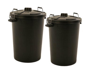 https://media.diy.com/is/image/KingfisherDigital/twin-pack-black-garden-dustbin-large-90l-refusal-heavy-duty-plastic-waste-bin-with-galvanised-metal-clips-and-lid~5060839730726_01c_MP?$MOB_PREV$&$width=768&$height=768