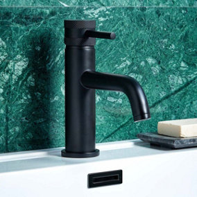 UK Home Living Avalon Core Mono Basin Mixer Black