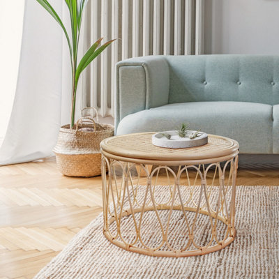 UK HomeLiving Loop Coffee Table