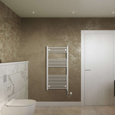 UK Radiators 600W H1200mm x W600mm White Straight Ladder Thermostatic ...