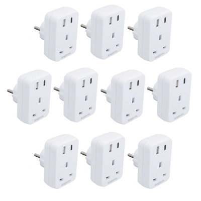 UK To EU Travel Socket Adaptor 2 Pin to 3 Pin Plug + C / USB Charging Ports 10pk