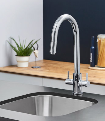 UKB Pull Out C Shaped Spout Tap, Chrome
