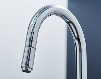 UKB Pull Out C Shaped Spout Tap, Chrome