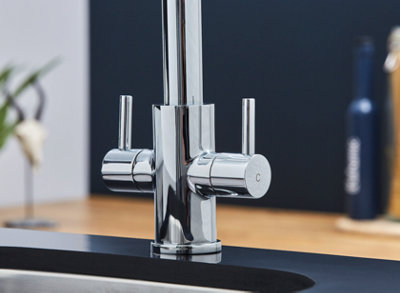 UKB Pull Out C Shaped Spout Tap, Chrome