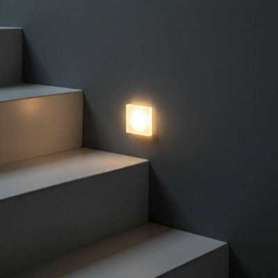 UltraBeam Square Mini Recessed Indoor Wall Light - Step and Stair Riser ...