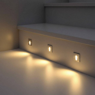 UltraBeam Square Recessed Indoor Wall Light - Stairway and Stair Riser ...