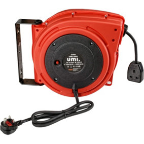 Indoor & outdoor Cable reels, Extension leads, plugs, fuses & adaptors
