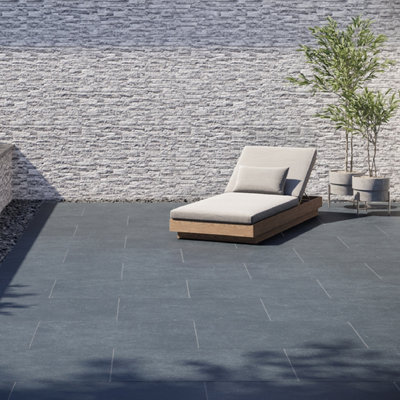 Urban Matt Anthracite Concrete Effect Porcelain Outdoor Tile - Pack of 2, 1.08m�² - (L)900x(W)600