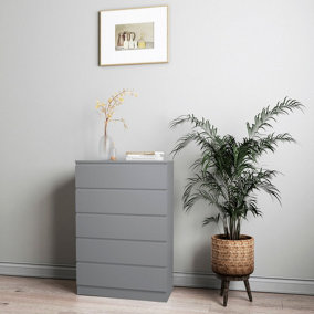URBNLIVING 109cm Height 5 Grey Drawer Skagen Grey Wooden Bedroom Chest Cabinet No Handle Storage Cupboard