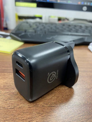 USB + TypeC Home Plug Charger Black