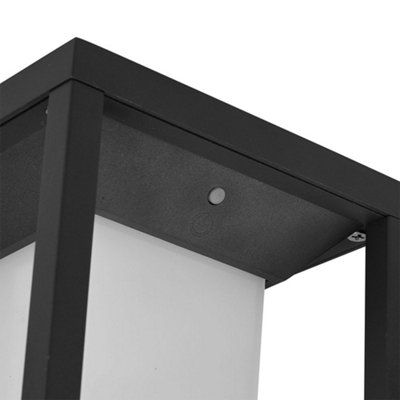 V-TAC Solar Wall Light Black Outdoor with LED Samsung Chip & Inbuilt Sensor - 9