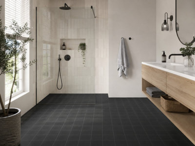 Valenza Black Matt Floor Tiles (440 Pack - 20 Box - 10m2 Coverage) - Playroom - 15cm x 15cm - Classic Country Feel