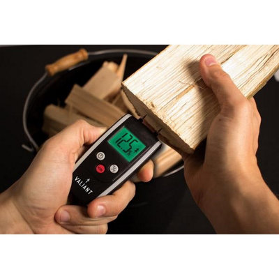 Wood moisture meter for firewood sales