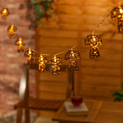 ValueLights 10 x Battery Operated Outdoor Mushroom Rattan Garden String Lights